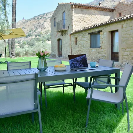 House * Pettineo